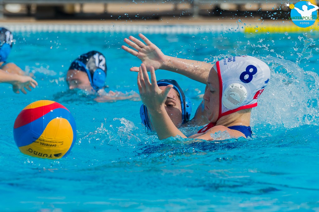 Una jugada del partido del sábado entre Mataró y Sant Andreu / ATELIER PHOTO
