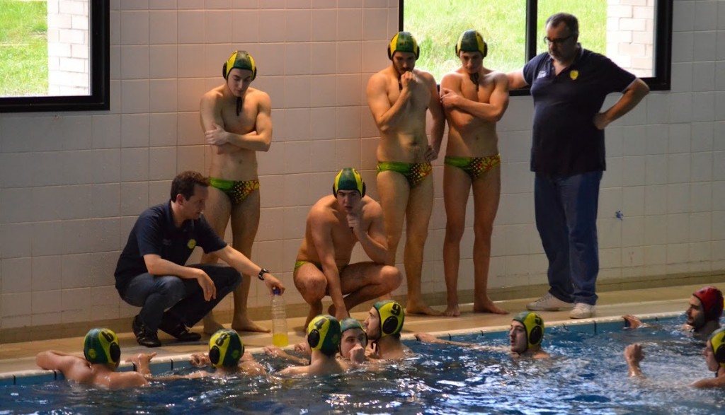 La plantilla del Navarra B durante el partido ante el Marbella del sábado / CWN